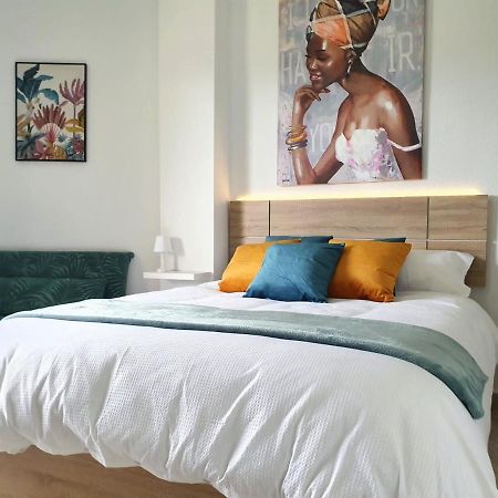 Apartamento Tropical Con Piscina Cerca De La Playa Torremolinos Zewnętrze zdjęcie