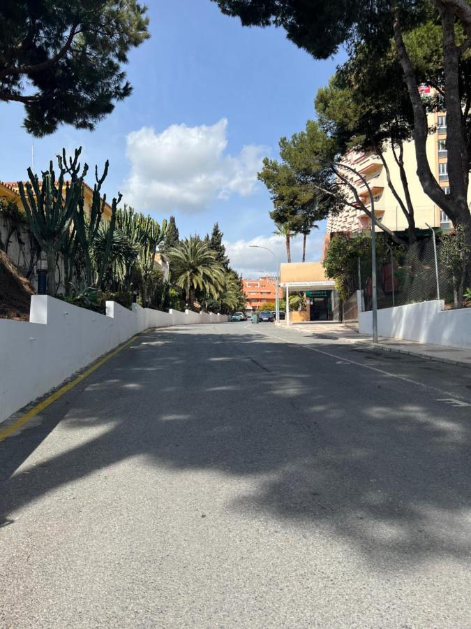 Apartamento Tropical Con Piscina Cerca De La Playa Torremolinos Zewnętrze zdjęcie